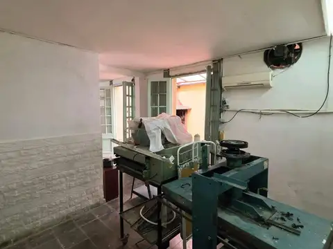 Depto Tipo Casa 4 ambientes con 2 baños