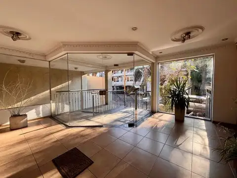 Lavalle 300, Piso PB