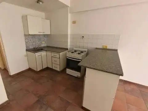 Depto Tipo Casa en Venta de 2 ambientes