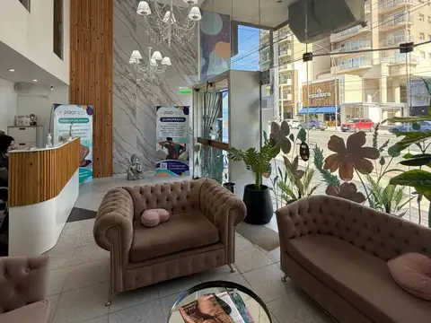 Local De 330 M2 En Alquiler Sobre Av. Pte.  Perón - San Miguel