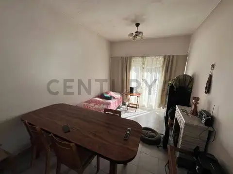 VENTA PH 3 AMBIENTES CON BALCON Y TERRAZA - MONTE CASTRO