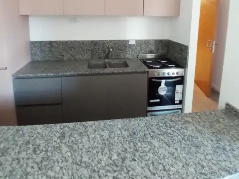 LINIERS. RAMON FALCON 6600. MONOAMBIENTES LATERAL BALCON ( A ESTRENAR )