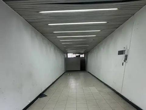 Local en Venta en Liniers, USD 550.000