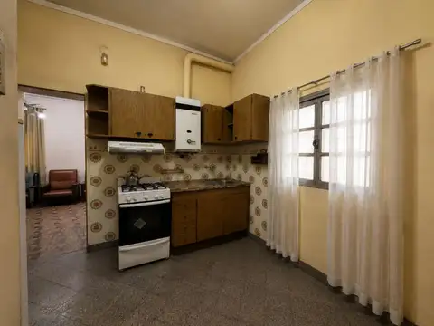 CASA EN VENTA 2 DORMITORIOS - TOLOSA