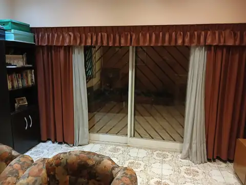Depto Tipo Casa 3 ambientes con 2 baños
