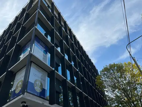 Oficina en Alquiler en Olivos Vias/Rio, USD 19