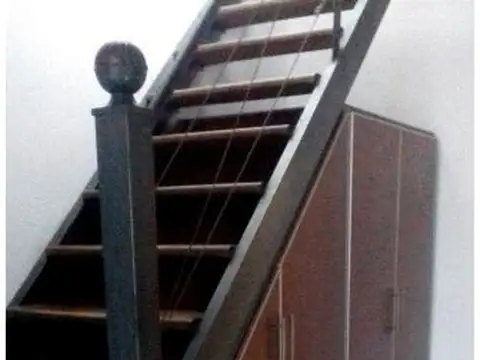 Depto Tipo Casa en Venta con 1 cocheras