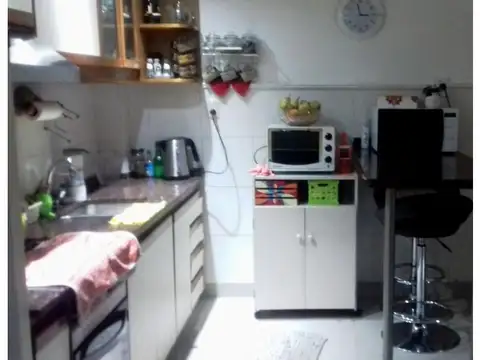 Depto Tipo Casa en Venta en El Palomar, USD 140.000