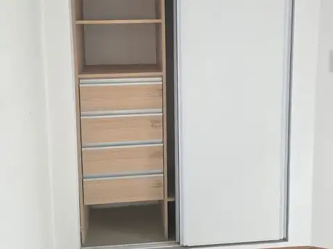 Depto Tipo Casa en Alquiler de 1 dormitorio