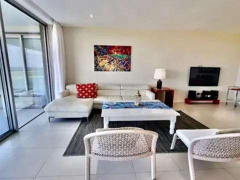 Departamento - ALQUILER_TEMPORAL - Uruguay, PLAYA BRAVA PUNTA DEL ESTE - RAMBLA BATLLE PACHECHO 005