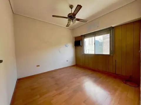 Departamento en Venta en Valentin Alsina, USD 83.000