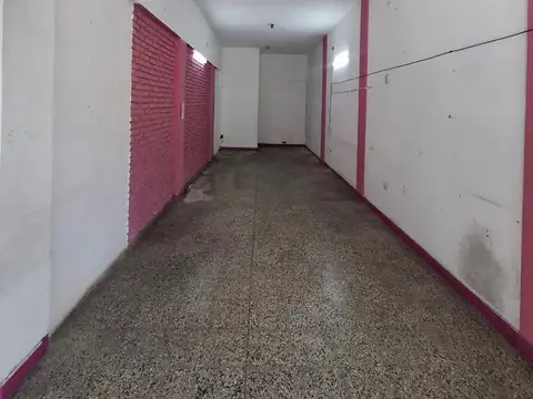Local en Alquiler en Barrio Atalaya, $ 400.000