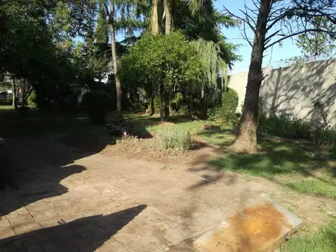 Venta Lote Industrial c/Casa 3 Amb Moreno Financia