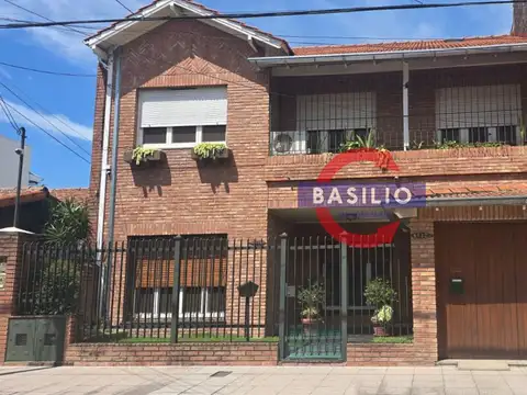 VENTA | PH 5 AMBIENTES EN PLANTA ALTA CON PLAYROOM, TERRAZA Y GARAGE – CARAPACHAY