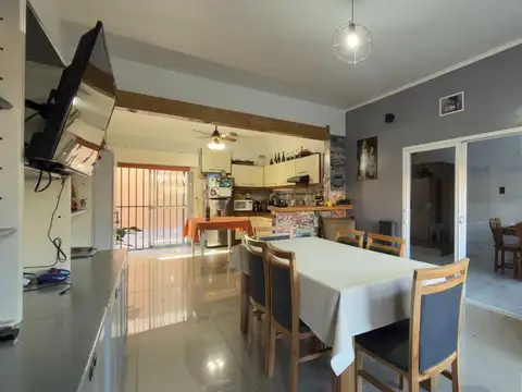 VENTA CASA 3AMB COCHERA,PARRILLA,AMPLIACION EN P.A