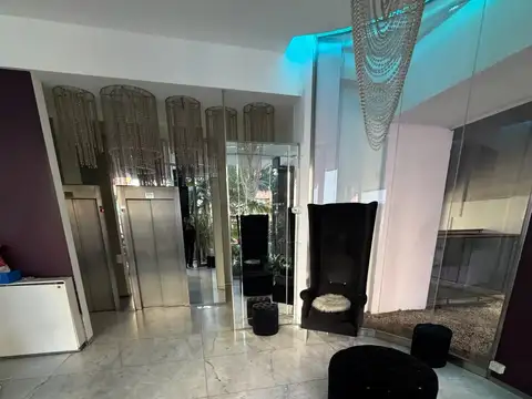 ESPORA 100, Piso 1O