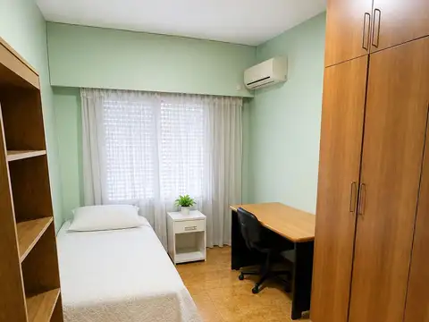 Depto Tipo Casa en Venta en Bernal, USD 89.000