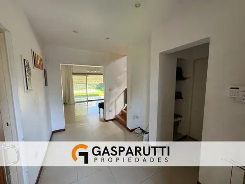Casa en Venta en Garin, USD 220.000