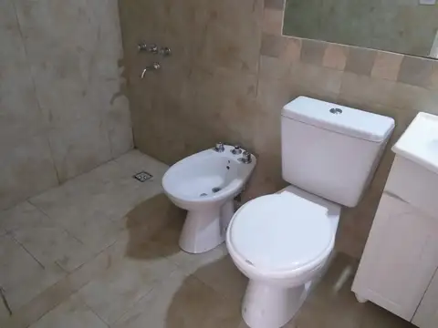 DPTO. 2 AMB. EN 2°PISO