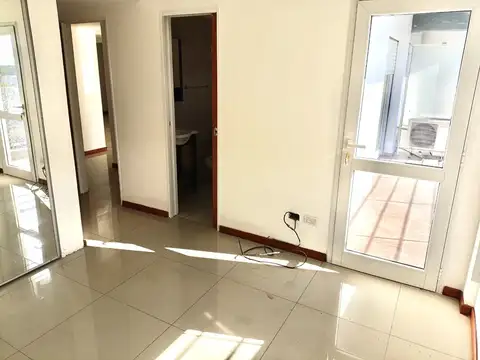 Departamento 3 ambientes en alquiler a metros de la estación de Banfield