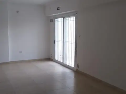 Departamento en Alquiler en Monte Grande, $ 1.300.000