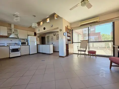 Departamento en Venta en Villa Ballester - Tres Ambientes - Céntrico