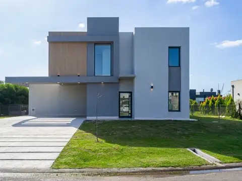 Casa en Venta Santa Ines - Canning