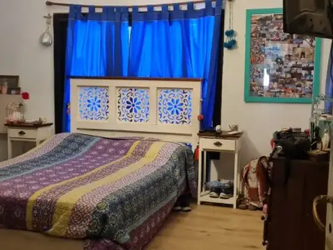 Casa 2 ambientes con 1 baño