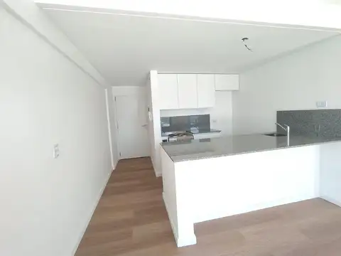 LUMINOSO MONOAMBIENTE A ESTRENAR CON BALCÓN  