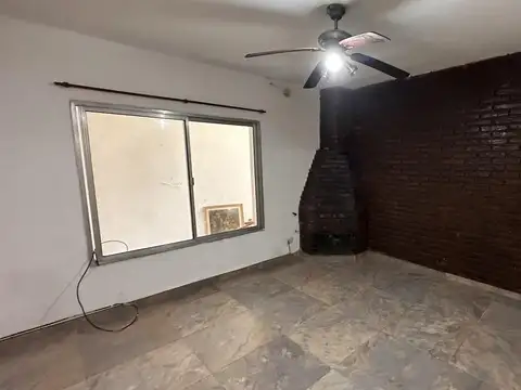 Casa en Alquiler en San Lorenzo, $ 550.000