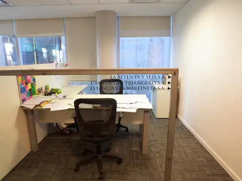 Oficina en Venta con 6 cocheras