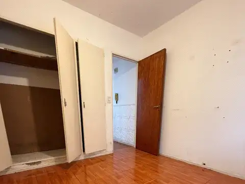 Almirante Guillermo Brown 900, Piso 2