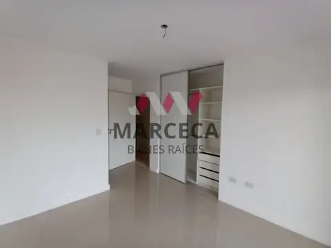 Departamento en Alquiler en Santa Genoveva, $ 1.800.000
