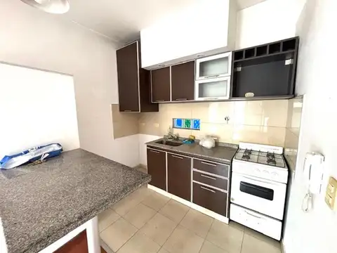 Av Regimiento De Patricios 860 , Piso 3