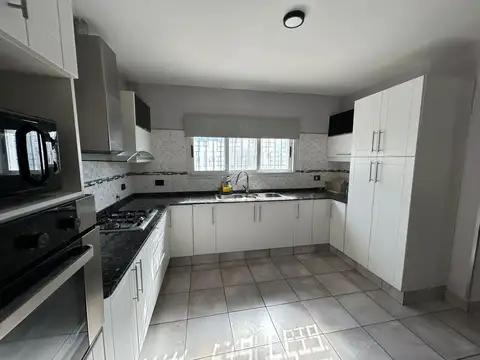 Gregorio Luna y Cardenas 2700