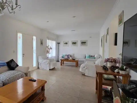 Casa en Venta en La Pradera I, USD 390.000