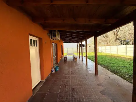 Casa en Venta con 1 cochera