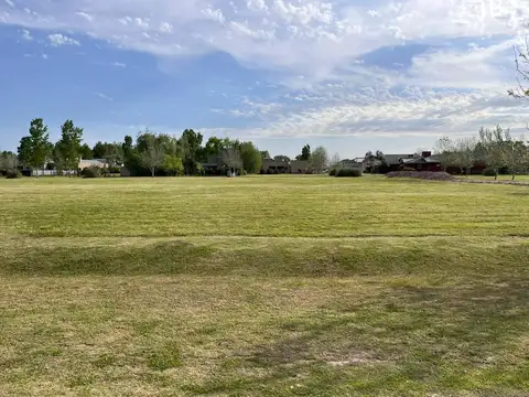 Terreno de  1.660 M2 en Barrio Lomas de Petión - Cañuelas