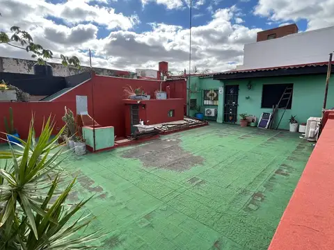 VENTA CASA 4 AMBIENTES AVELLANEDA