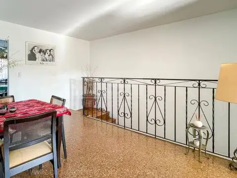 Depto Tipo Casa en Venta de 4 ambientes