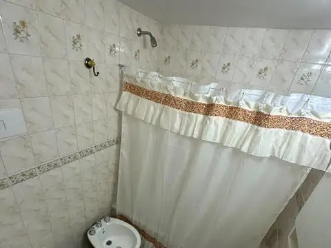 Casa en Alquiler al Este