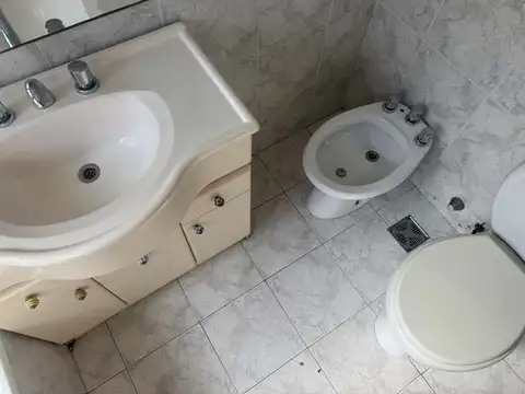 Departamento en Alquiler con 1 cochera