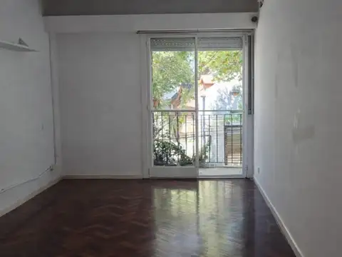 Castillo 600 , Piso 2