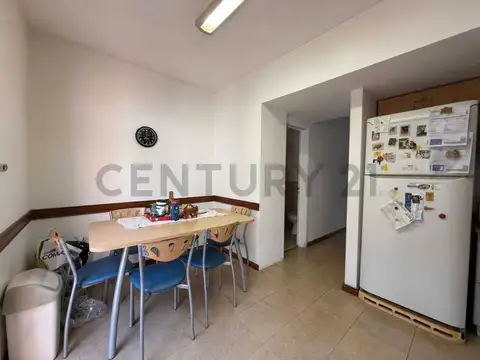 Venta Tríplex 4 Ambientes con Cochera Patio Parrilla Terraza en Carapachay