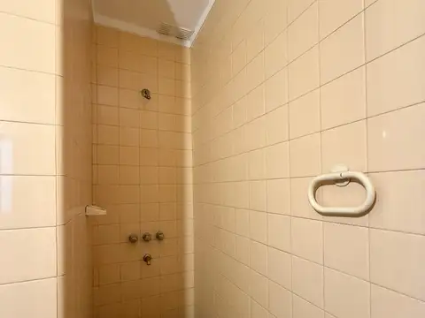 Casa en Venta Refaccionada en Country Club Banco Provincia