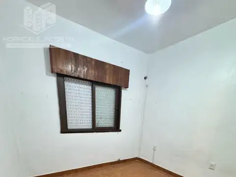 Depto Tipo Casa en Alquiler con 1 cocheras
