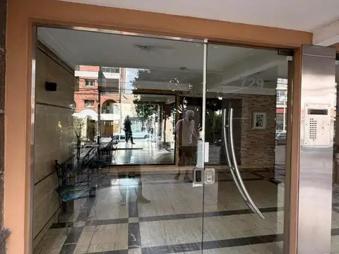 Departamento en Alquiler en Lomas De Zamora, $ 550.000