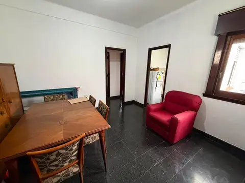 Depto Tipo Casa 5 ambientes con 2 baños