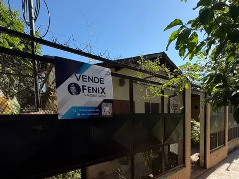 CF1349 - CASA EN VENTA - 3 DORMITORIOS - AV. ARECO Y CENTENARIO