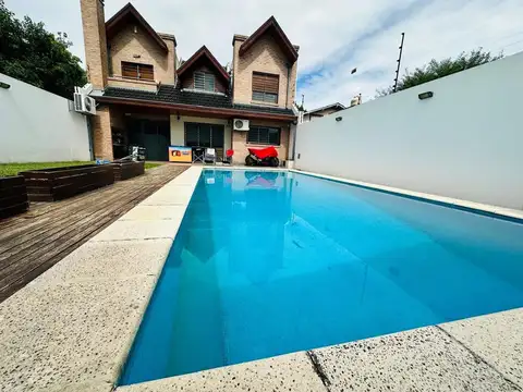 Casa 4 ambientes con 3 baños